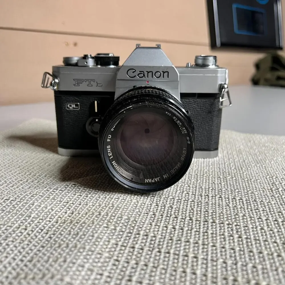 Canon FTb QL 35mm SLR‎ Film Camera FD 50mm f/1.4 S.C. Lens Made in Japan Vintage
